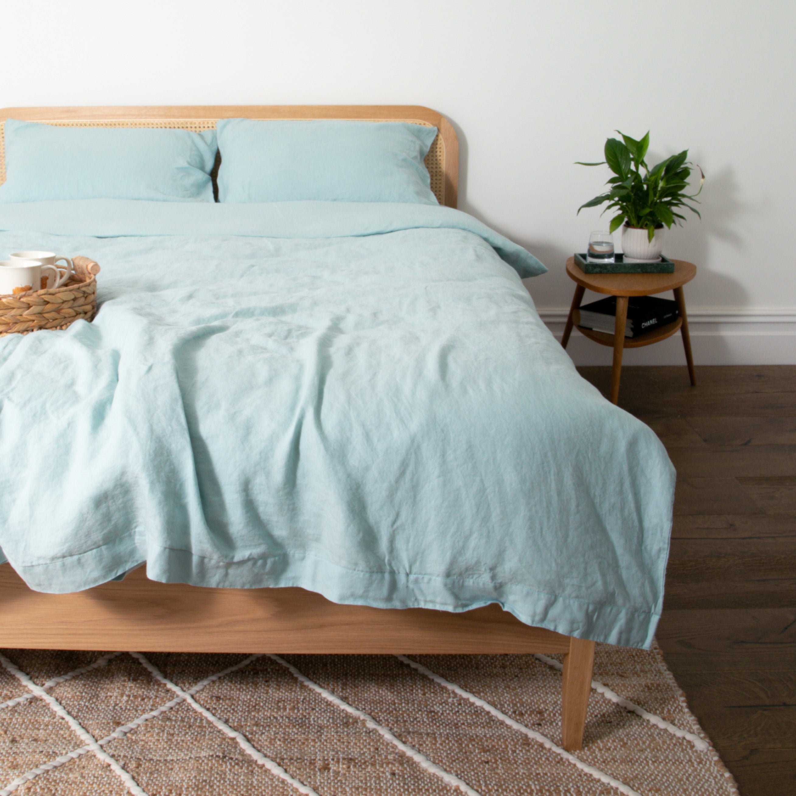 Aqua 100% Linen Duvet Cover